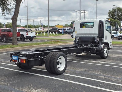 2025 Chevrolet Low Cab Forward 4500 Base