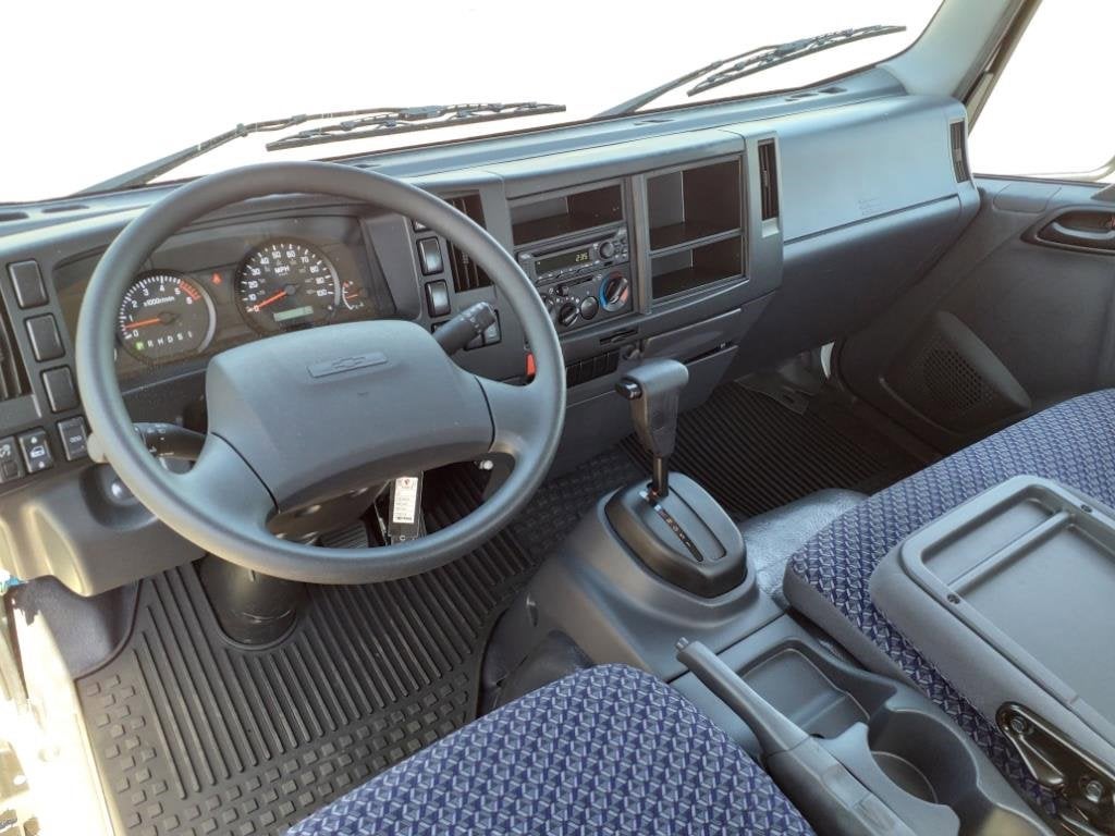 2025 Chevrolet Low Cab Forward 4500 Base