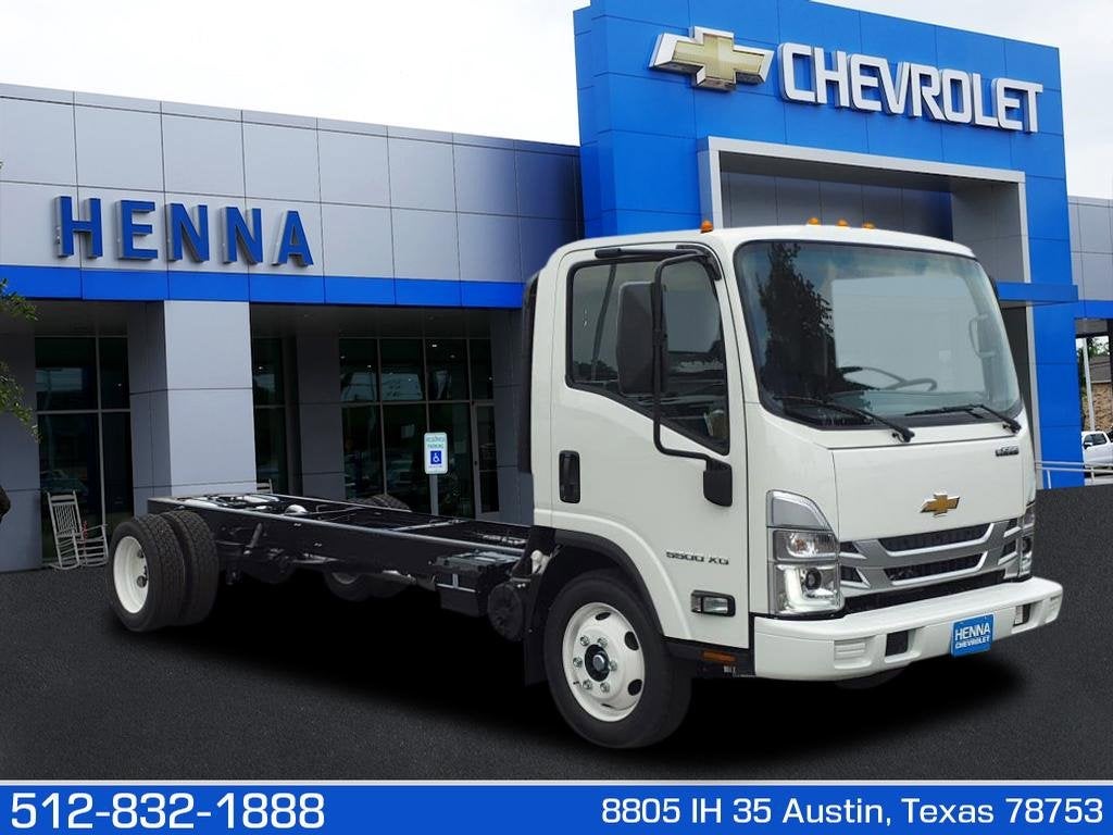 2025 Chevrolet Low Cab Forward 5500 XG Base