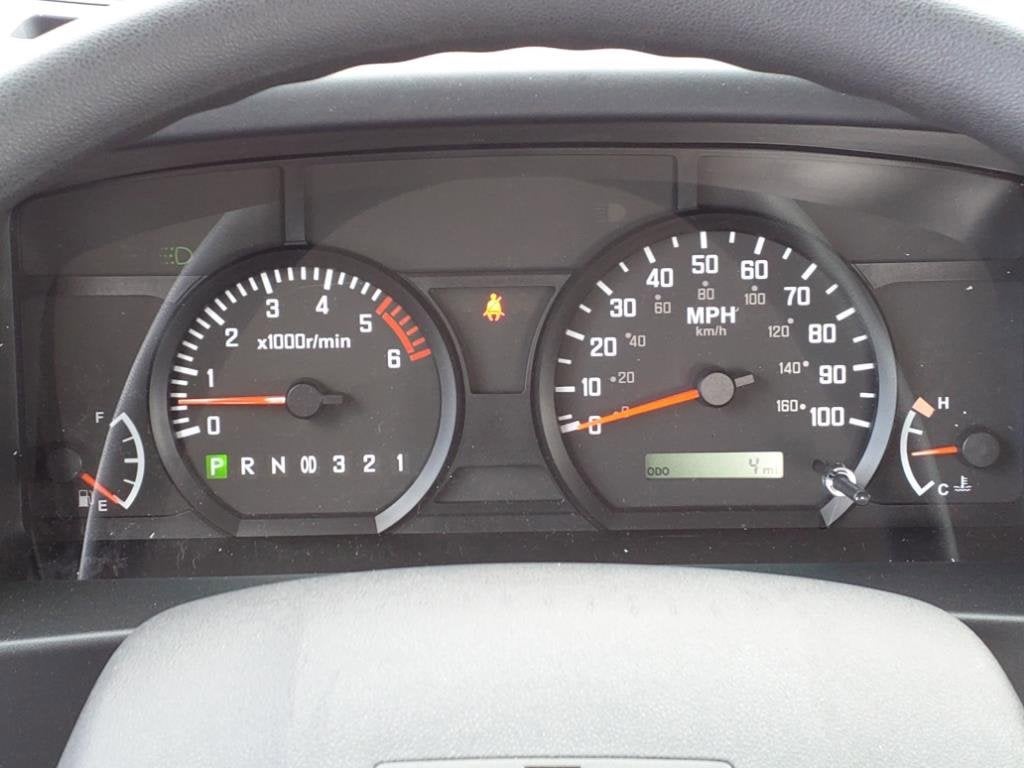 2025 Chevrolet Low Cab Forward 5500 XG Base