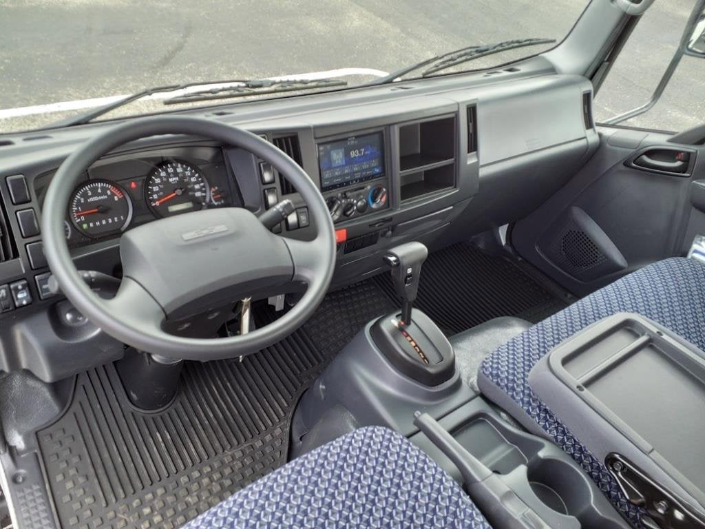 2025 Chevrolet Low Cab Forward 5500 XG Base