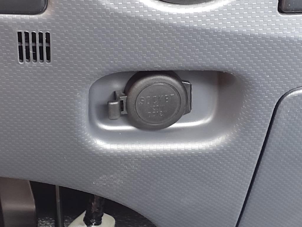 2025 Chevrolet Low Cab Forward 5500 XG Base