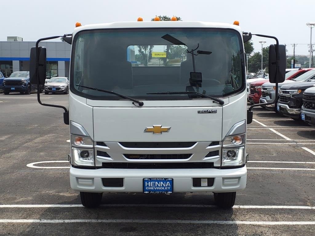 2025 Chevrolet Low Cab Forward 5500 XG Base