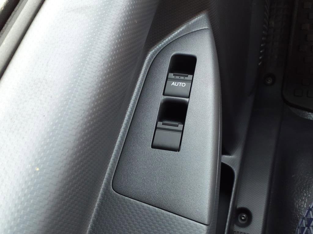 2025 Chevrolet Low Cab Forward 5500 XG Base