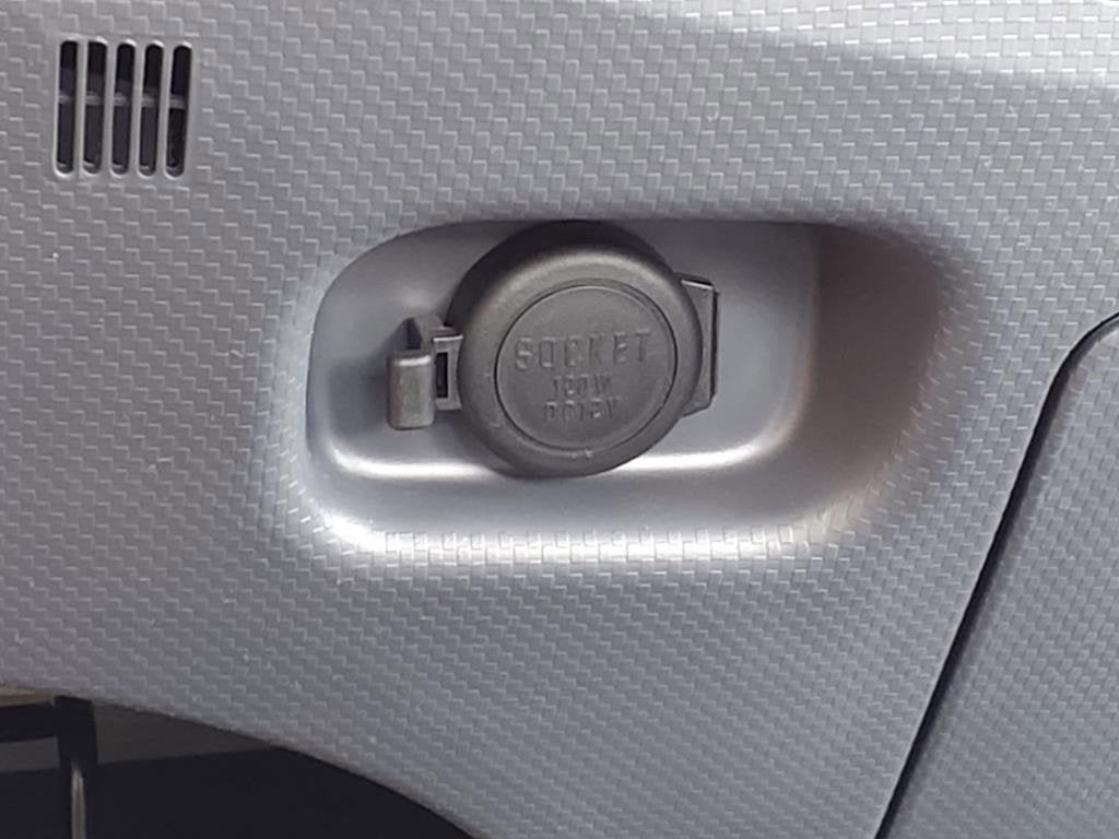 2025 Chevrolet Low Cab Forward 5500 XG Base