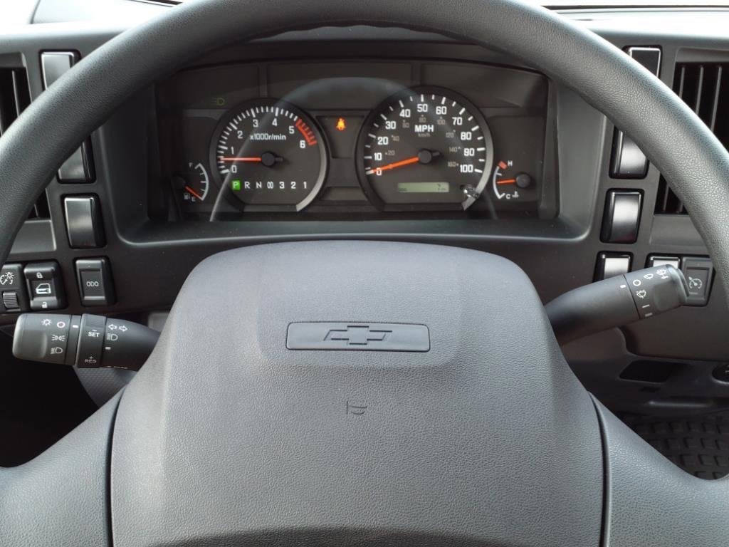 2025 Chevrolet Low Cab Forward 5500 XG Base