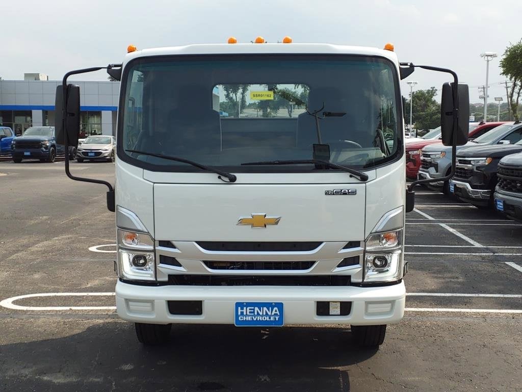 2025 Chevrolet Low Cab Forward 5500 XG Base