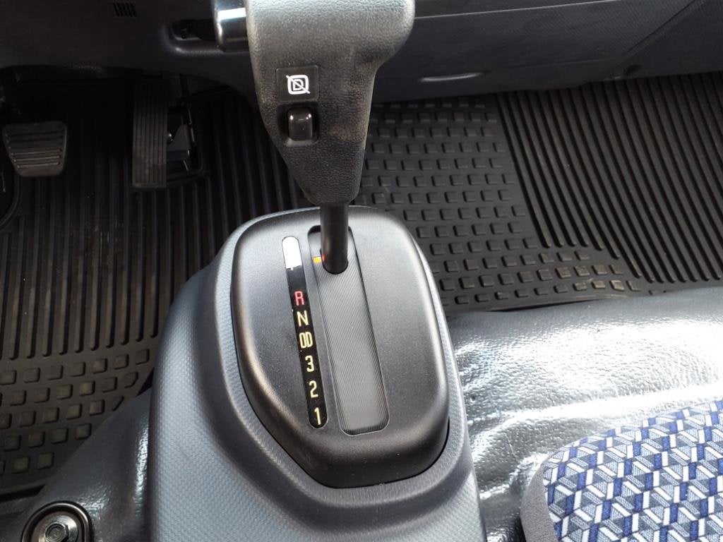 2025 Chevrolet Low Cab Forward 5500 XG Base