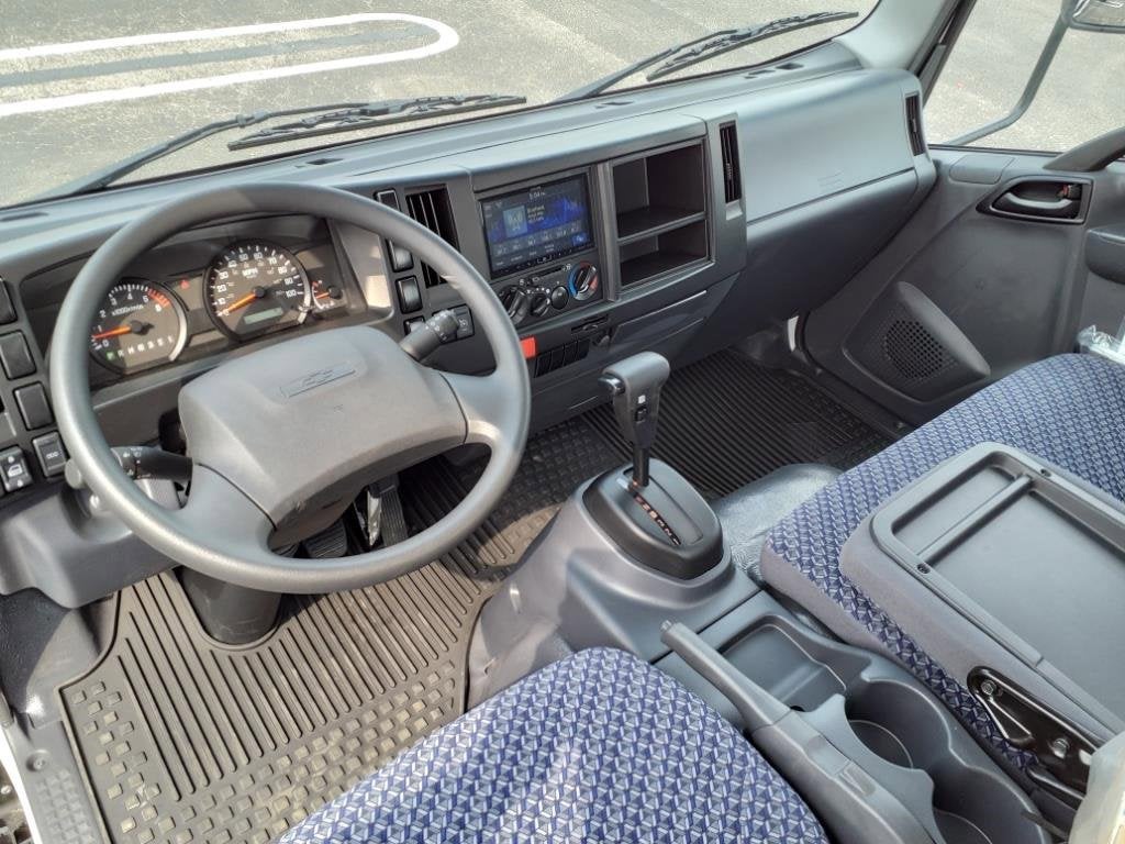 2025 Chevrolet Low Cab Forward 5500 XG Base