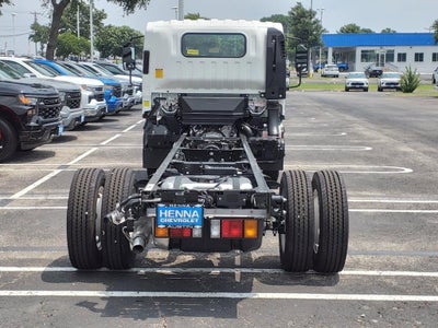 2025 Chevrolet Low Cab Forward 5500 XG Base