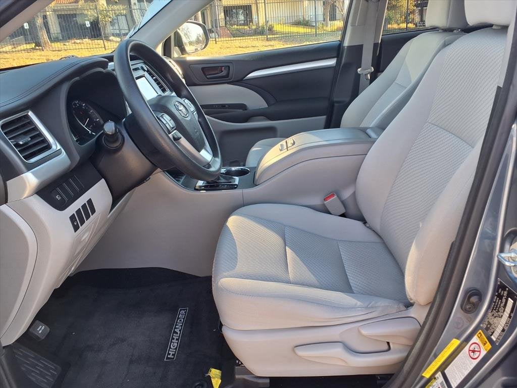 2017 Toyota Highlander Hybrid LE