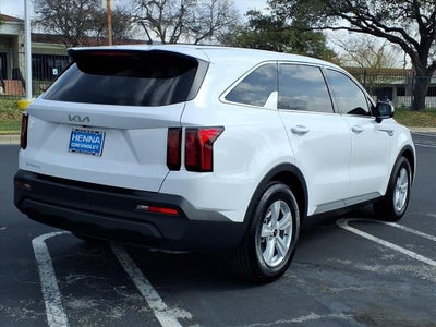 2023 Kia Sorento LX