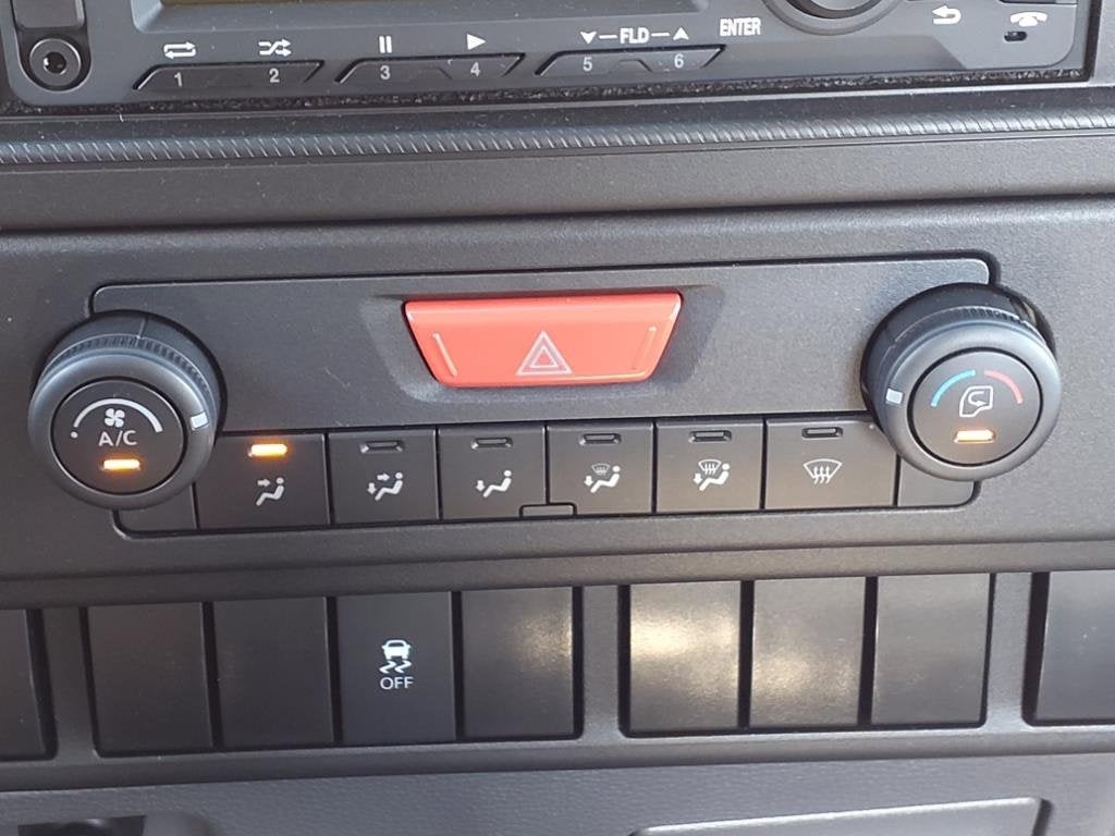 2025 Chevrolet Low Cab Forward 5500 XD 1WT