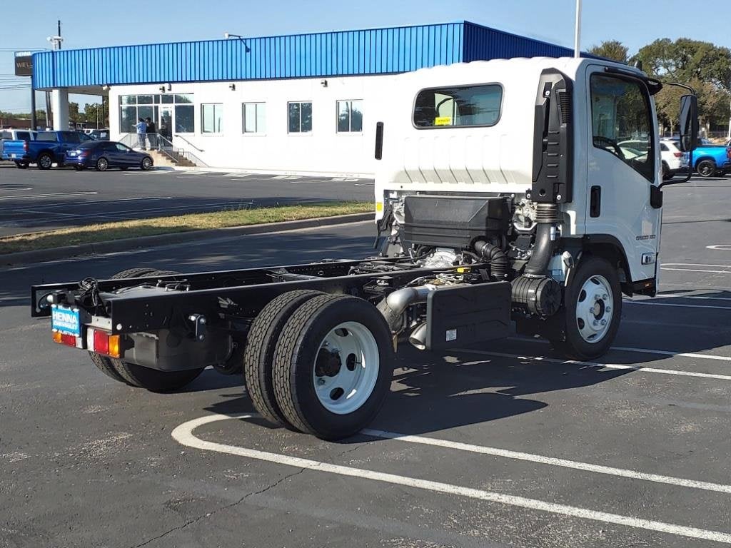 2025 Chevrolet Low Cab Forward 5500 XD 1WT