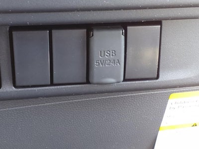 2025 Chevrolet Low Cab Forward 5500 XD 1WT