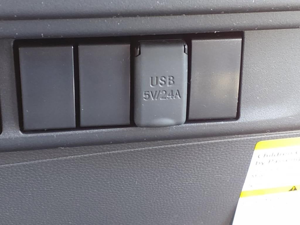 2025 Chevrolet Low Cab Forward 5500 XD 1WT