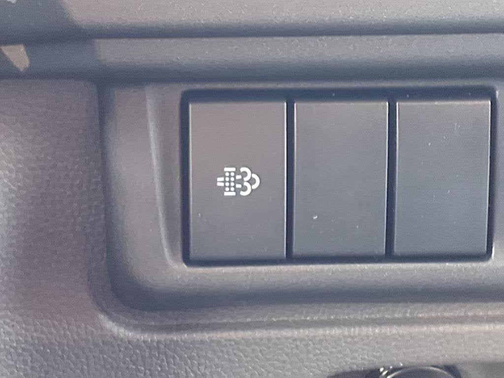 2025 Chevrolet Low Cab Forward 5500 XD Base