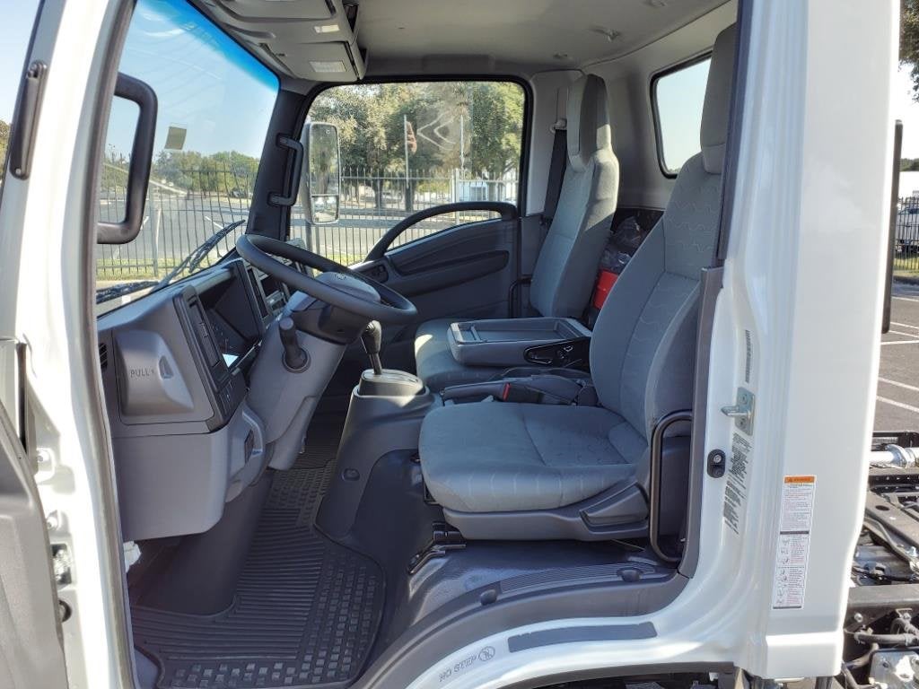 2025 Chevrolet Low Cab Forward 5500 XD Base