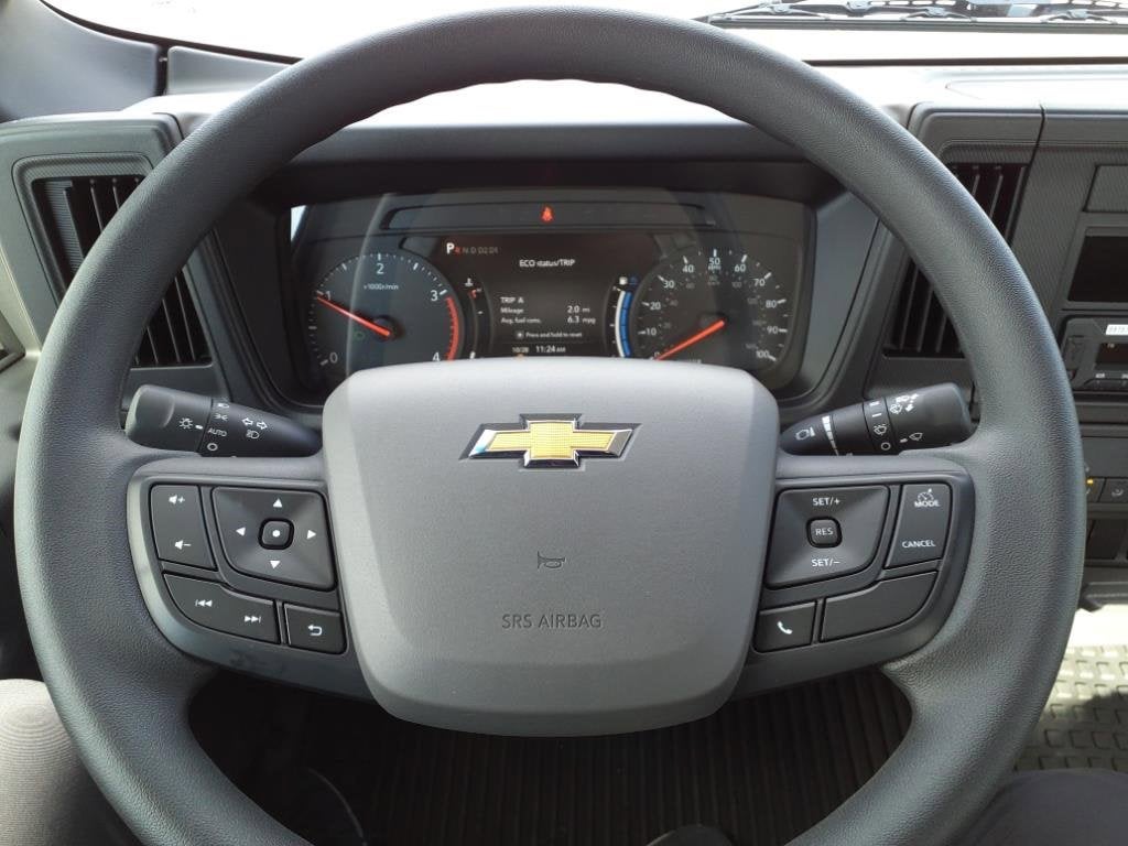 2025 Chevrolet Low Cab Forward 5500 XD Base