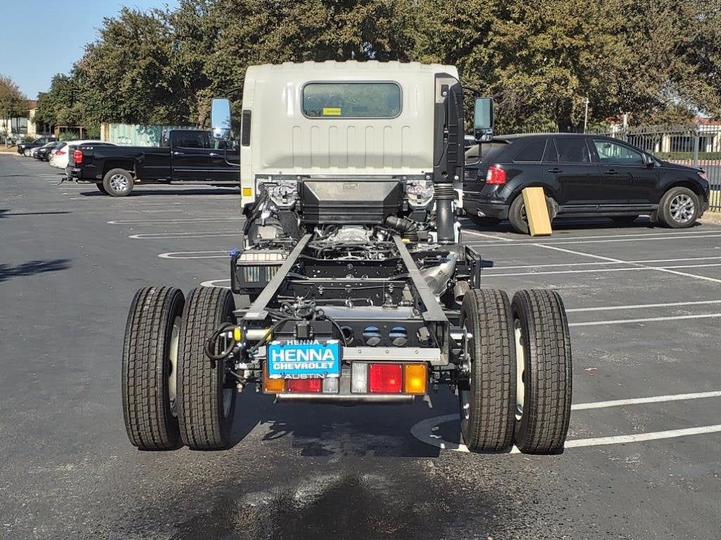 2025 Chevrolet Low Cab Forward 5500 XD 1WT