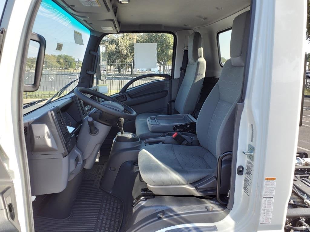 2025 Chevrolet Low Cab Forward 5500 XD 1WT