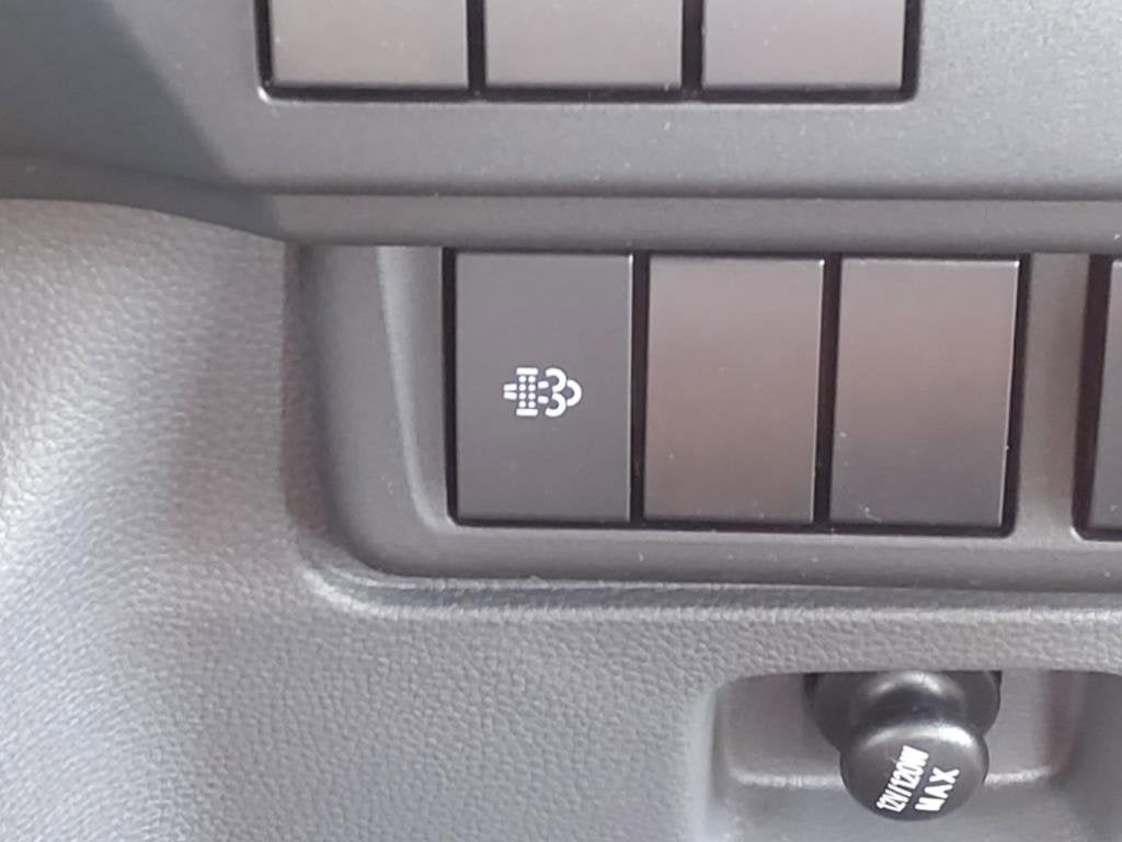 2025 Chevrolet Low Cab Forward 5500 XD 1WT