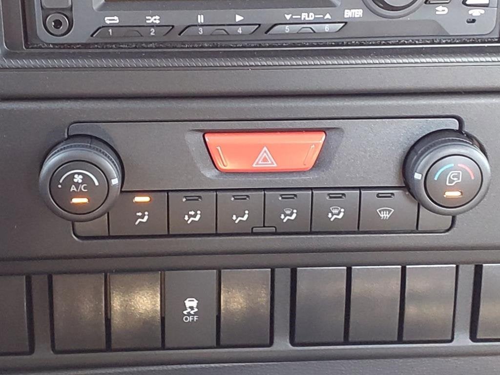 2025 Chevrolet Low Cab Forward 5500 XD Base