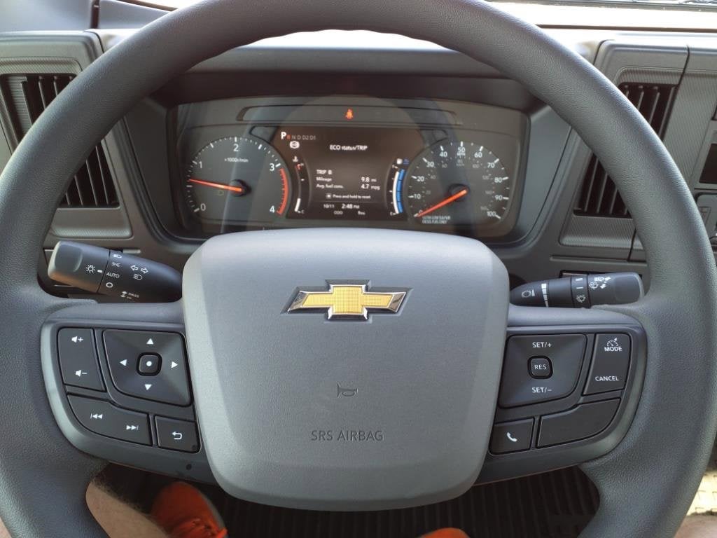 2025 Chevrolet Low Cab Forward 5500 XD Base