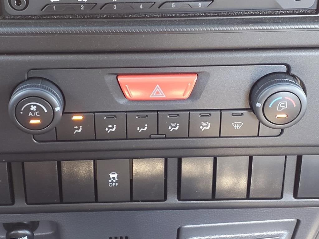 2025 Chevrolet Low Cab Forward 5500 XD 1WT