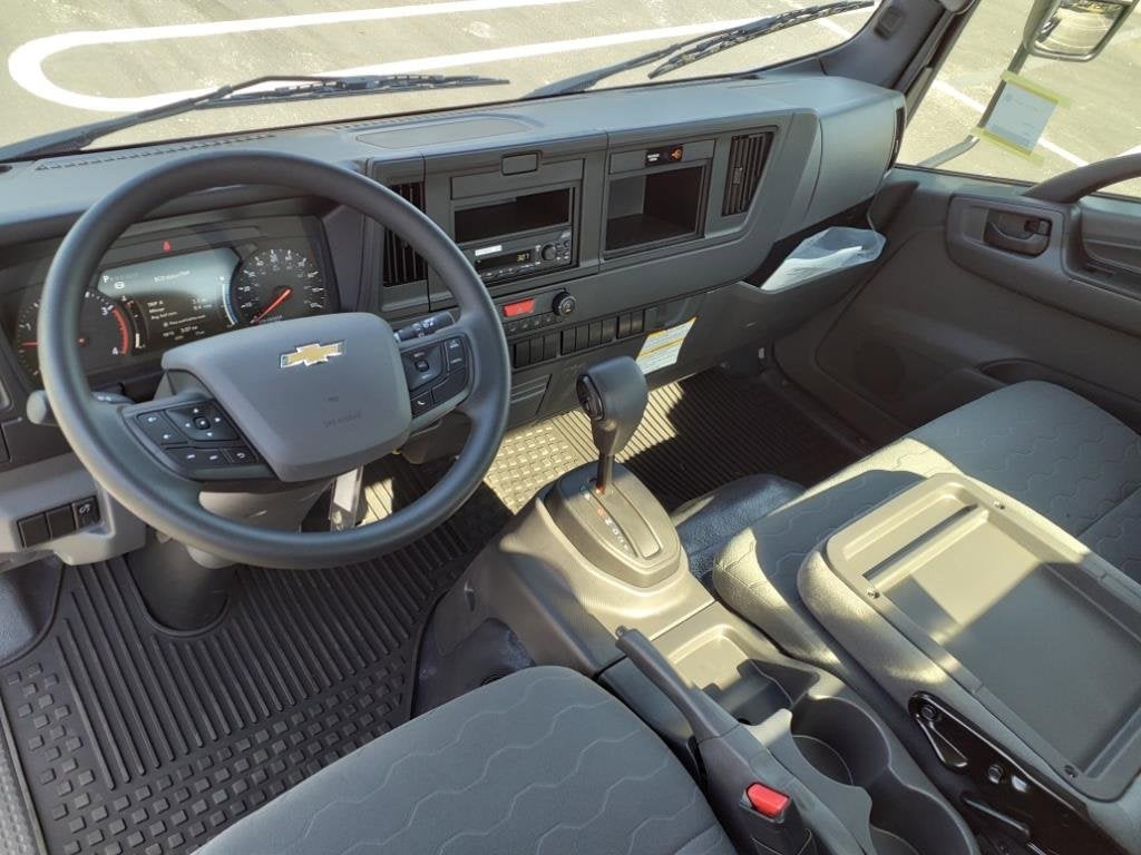 2025 Chevrolet Low Cab Forward 5500 XD 1WT