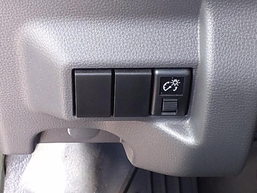 2025 Chevrolet Low Cab Forward 5500 XD 1WT