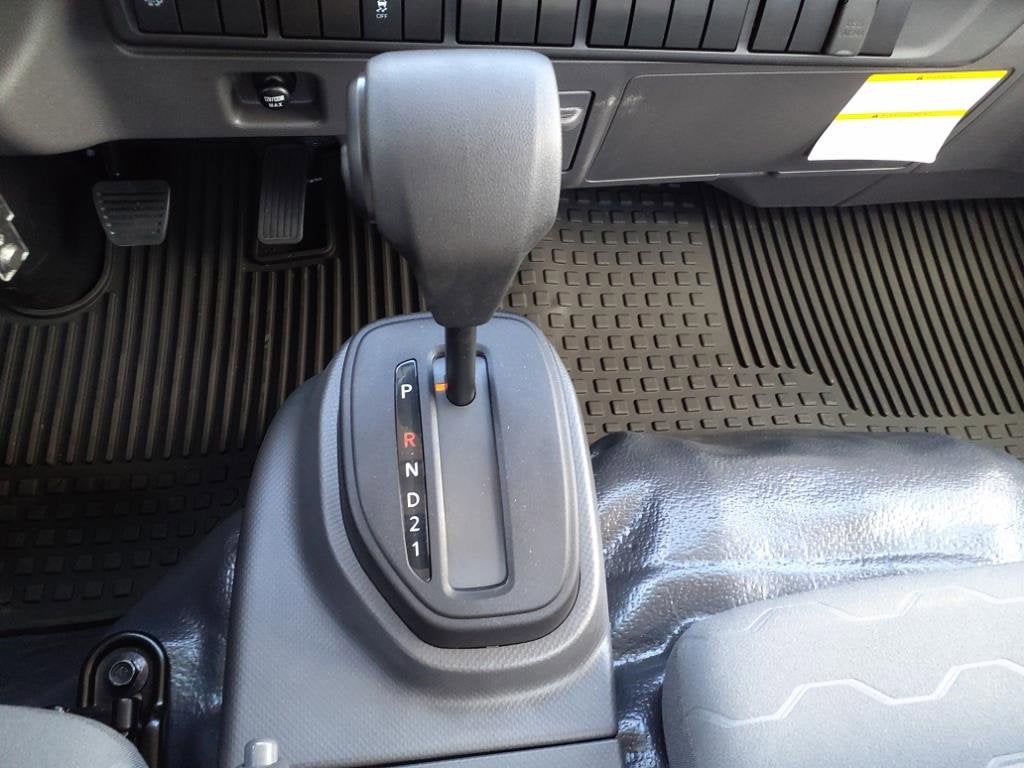 2025 Chevrolet Low Cab Forward 5500 XD 1WT