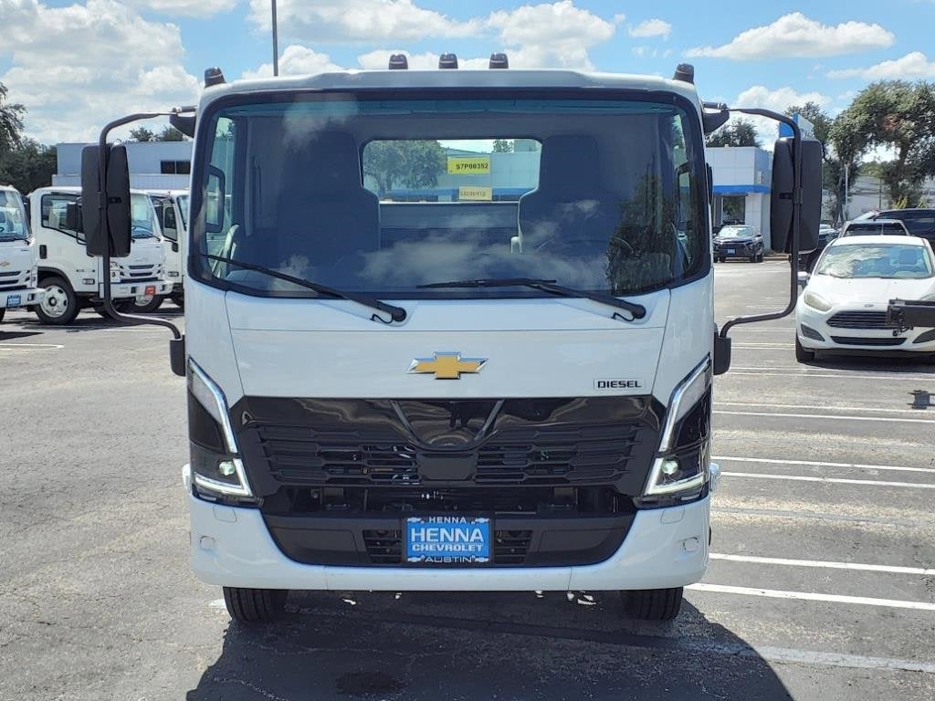 2025 Chevrolet Low Cab Forward 5500 XD 1WT