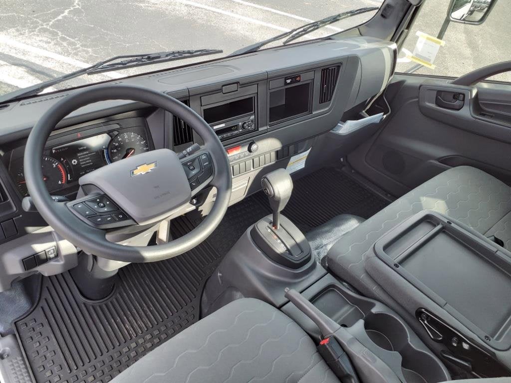 2025 Chevrolet Low Cab Forward 5500 XD 1WT