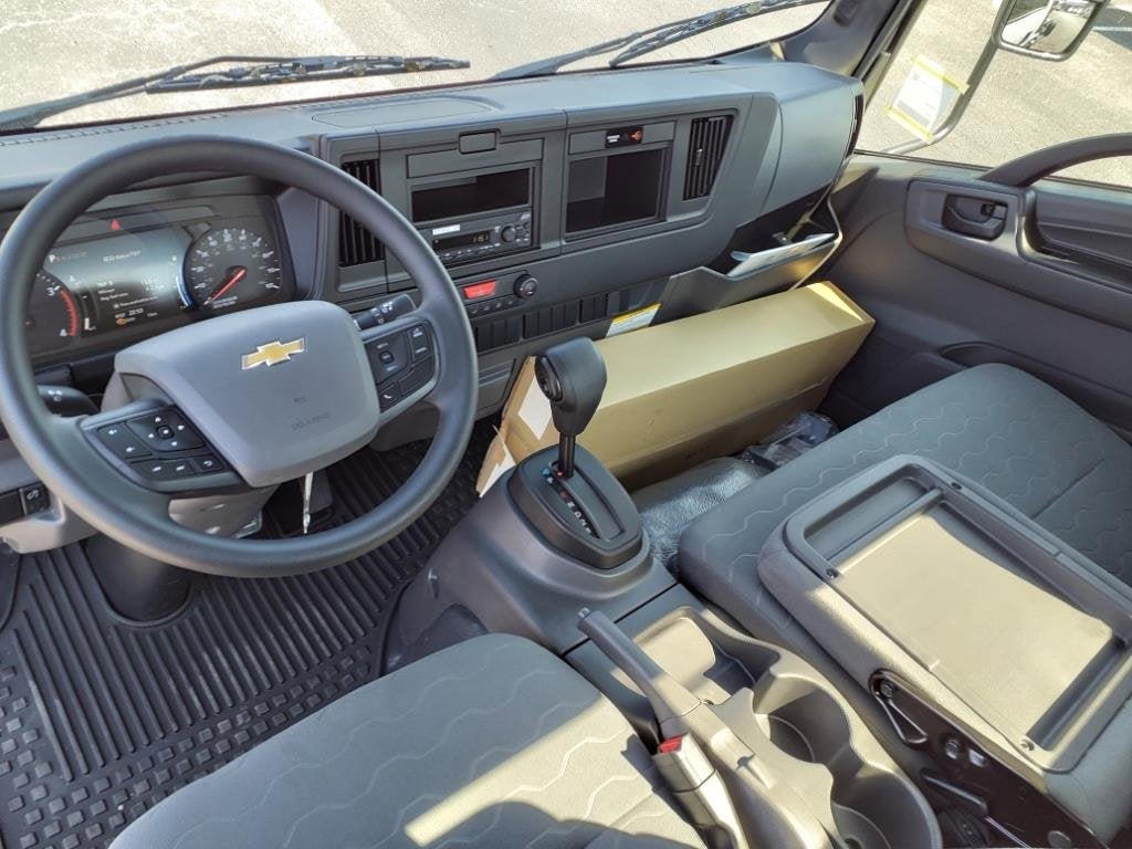 2025 Chevrolet Low Cab Forward 5500 XD 1WT