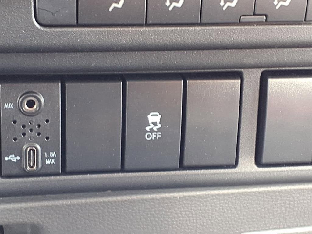 2025 Chevrolet Low Cab Forward 5500 XD Base