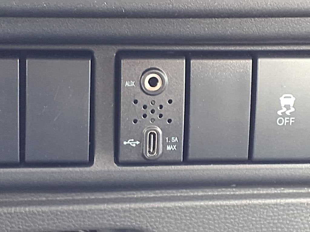 2025 Chevrolet Low Cab Forward 5500 XD Base