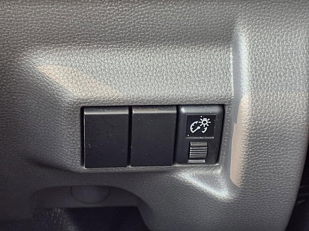 2025 Chevrolet Low Cab Forward 5500 XD Base