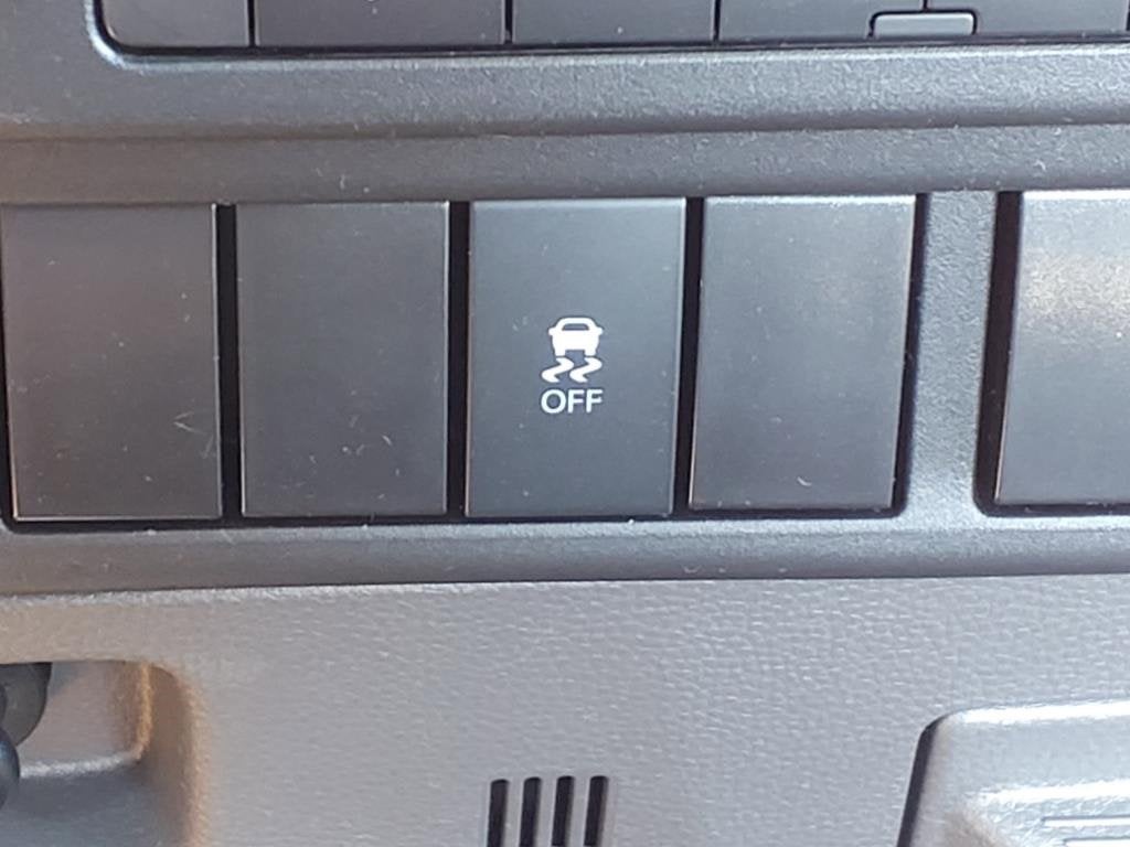 2025 Chevrolet Low Cab Forward 5500 XD 1WT