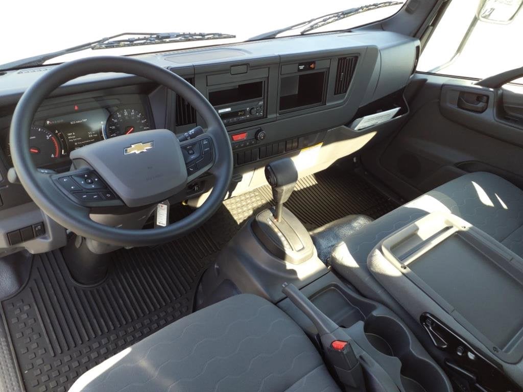 2025 Chevrolet Low Cab Forward 5500 XD 1WT