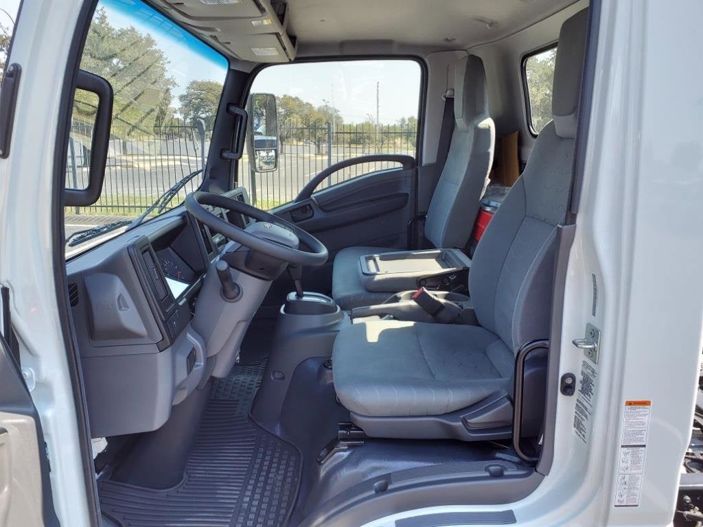 2025 Chevrolet Low Cab Forward 5500 XD Base