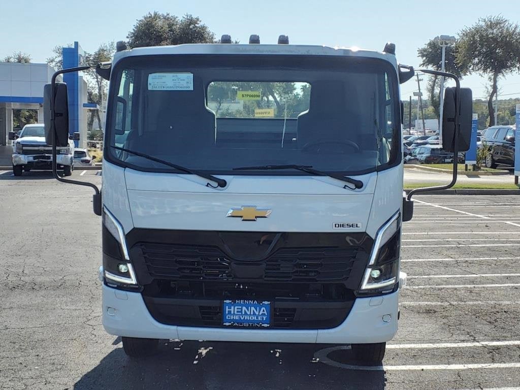 2025 Chevrolet Low Cab Forward 5500 XD Base
