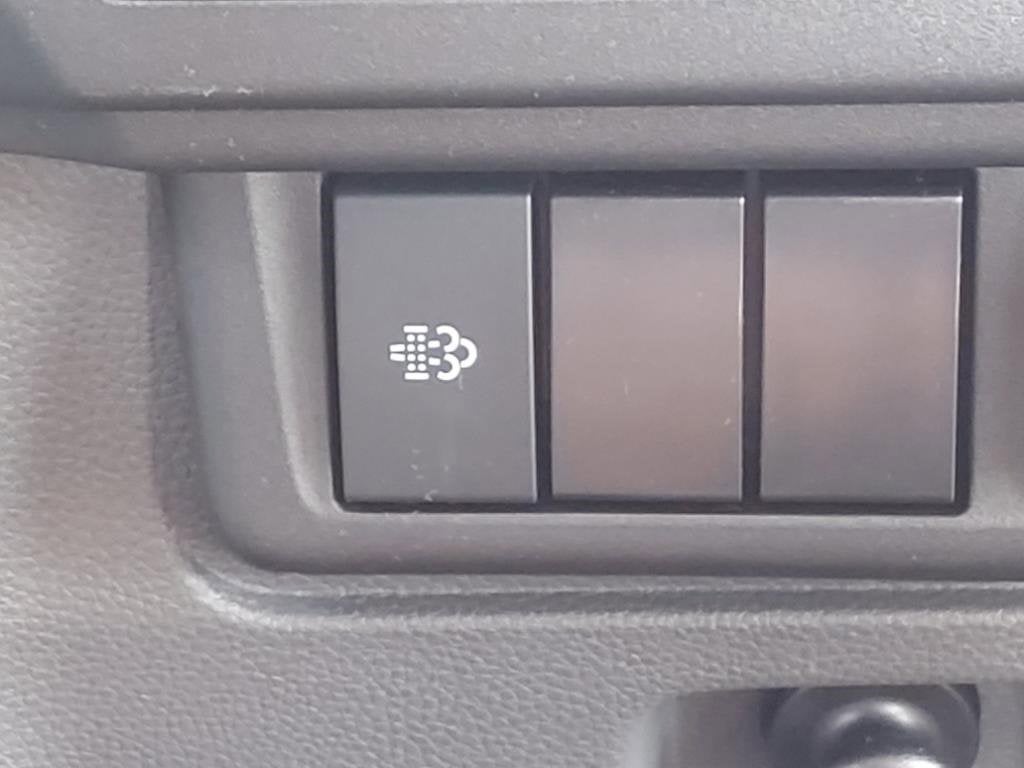 2025 Chevrolet Low Cab Forward 5500 XD Base