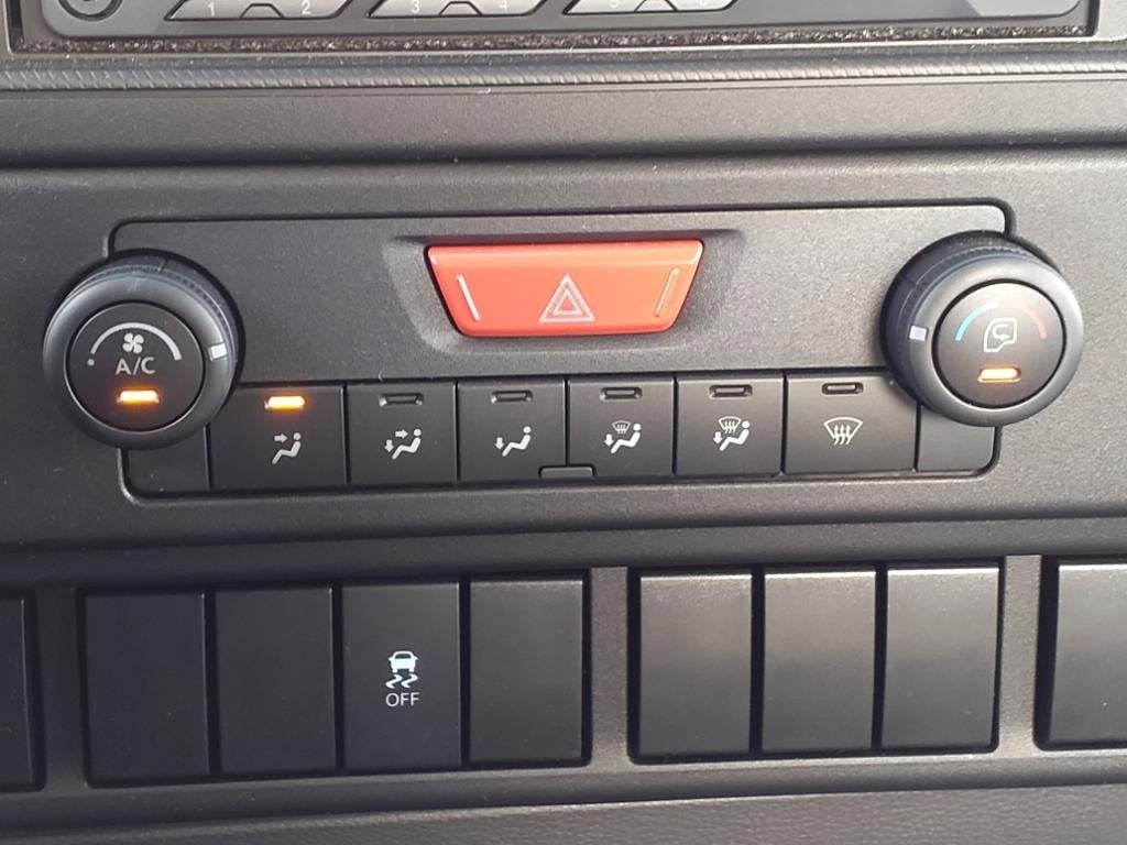 2025 Chevrolet Low Cab Forward 5500 XD 1WT