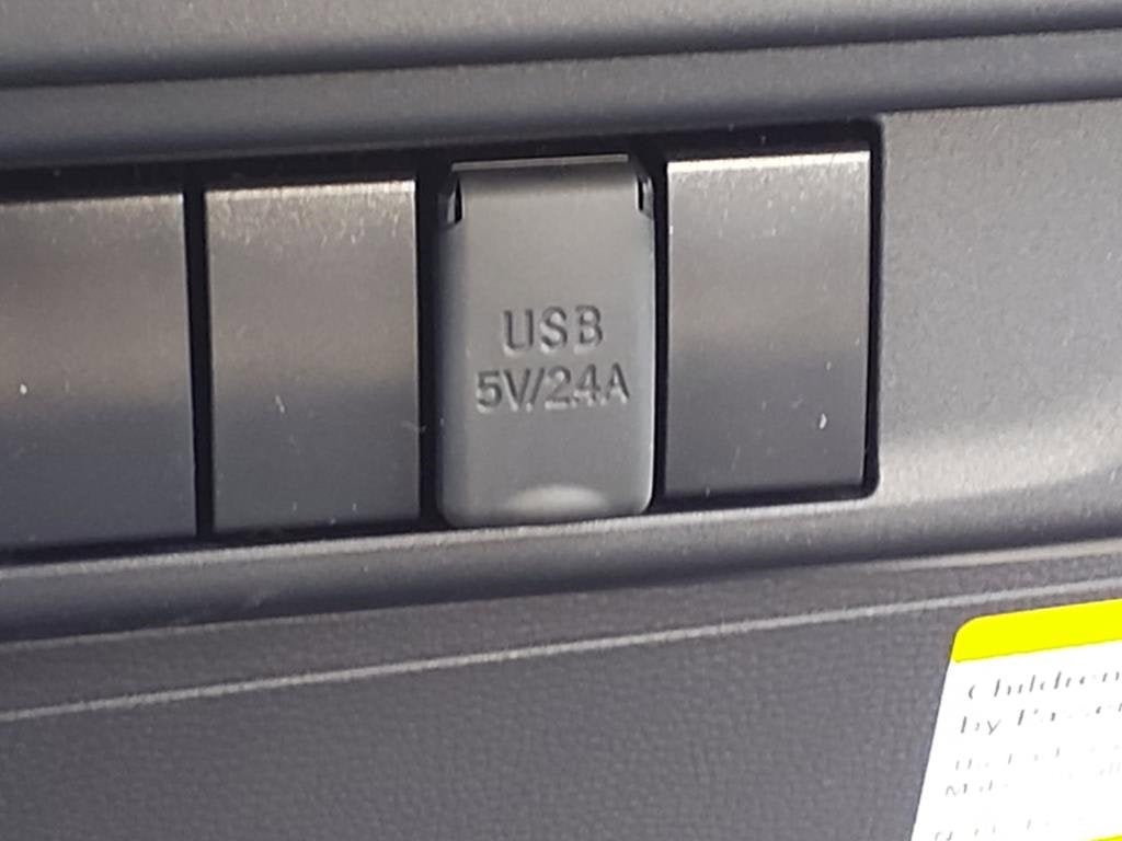 2025 Chevrolet Low Cab Forward 5500 XD 1WT