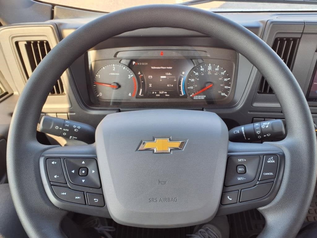 2025 Chevrolet Low Cab Forward 5500 XD Base