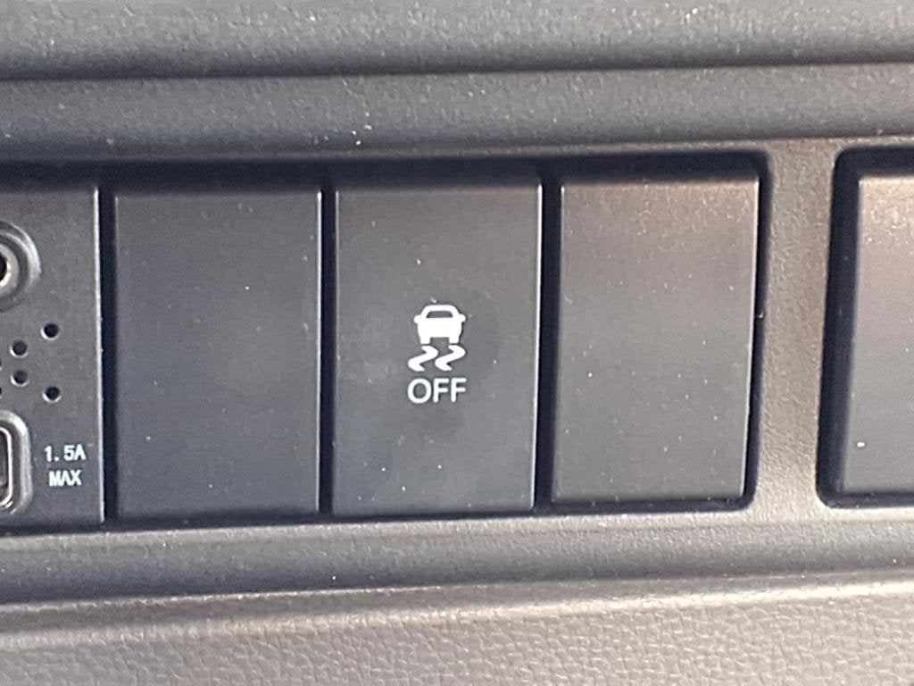 2025 Chevrolet Low Cab Forward 5500 XD Base