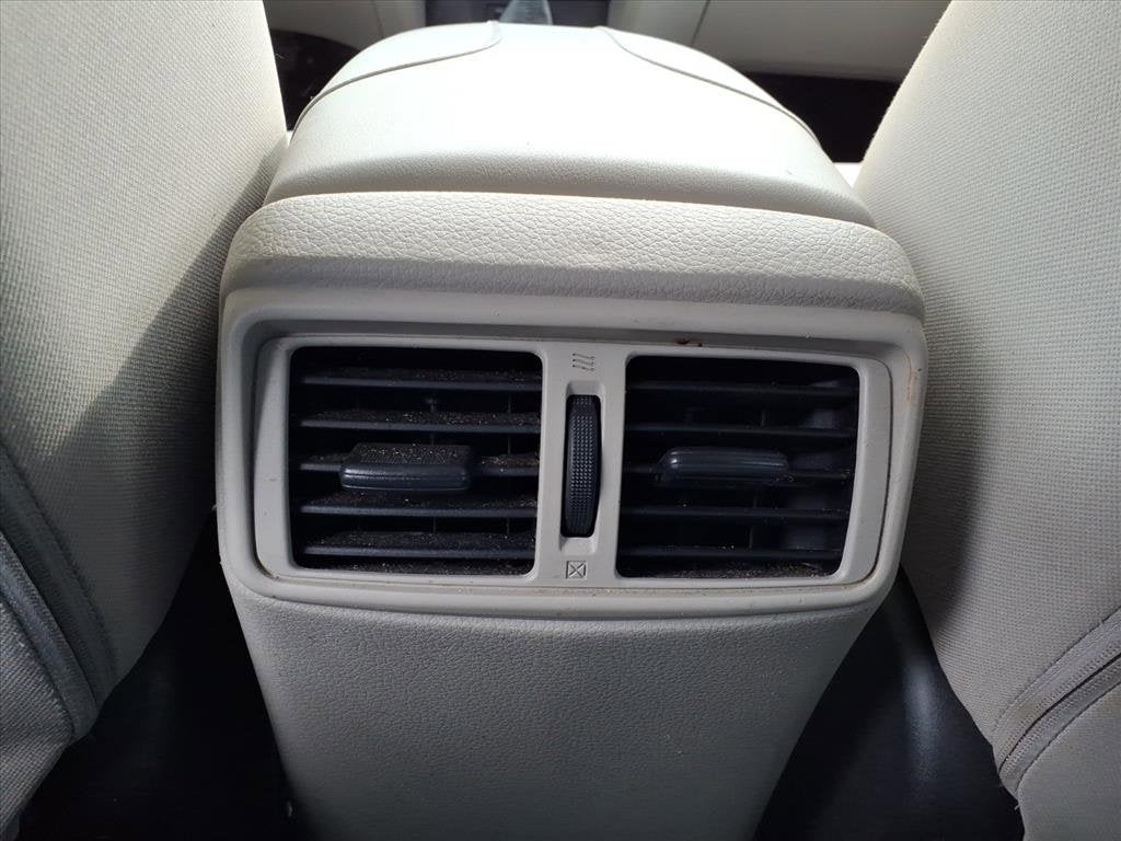 2018 Nissan Rogue Sport SV