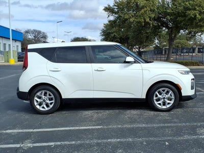 2022 Kia Soul S