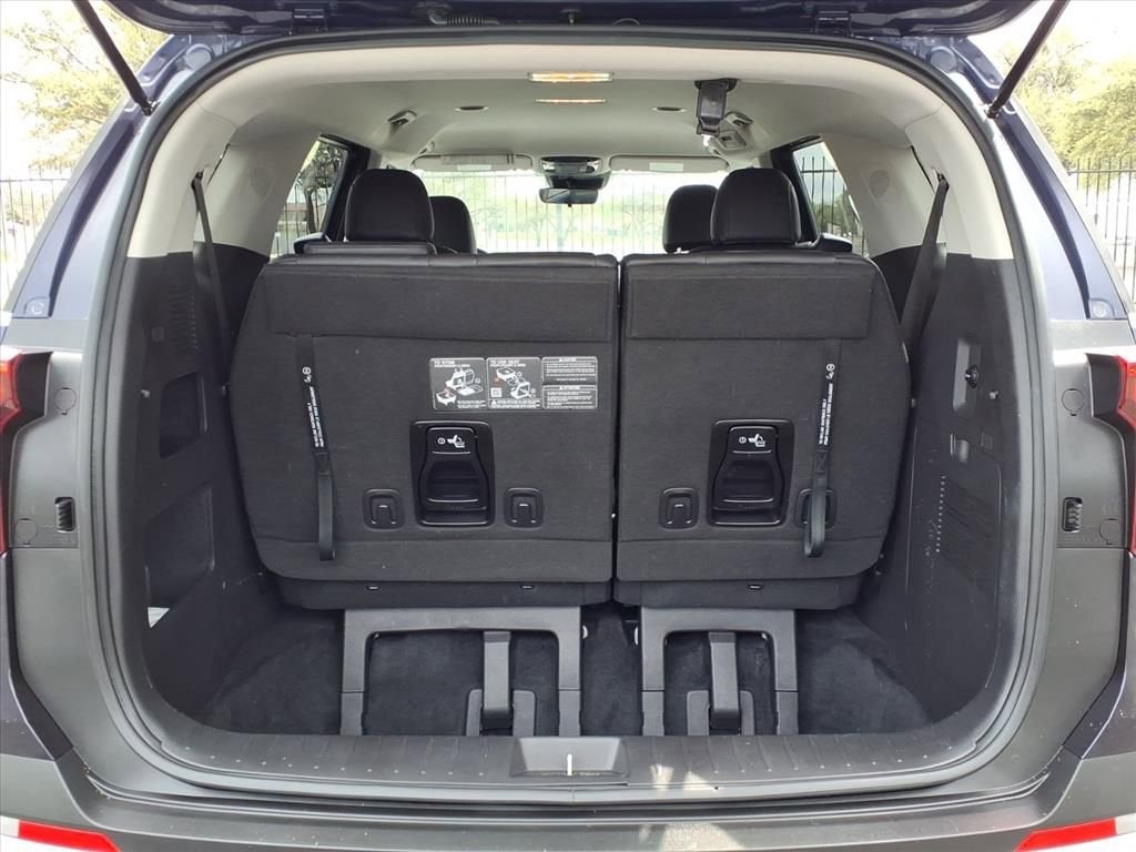 2025 Kia Carnival LXS